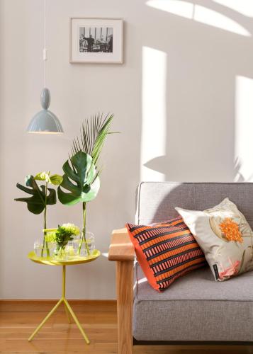 Halcyon Days designer apartments by Ana Locking photo 33