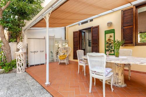 Secret Garden Apartment