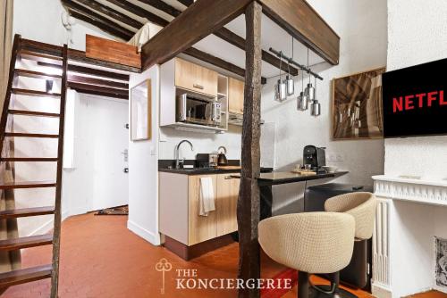 Duplex d Architecte en plein Coeur du Marais