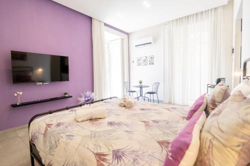 Alyde Apartments