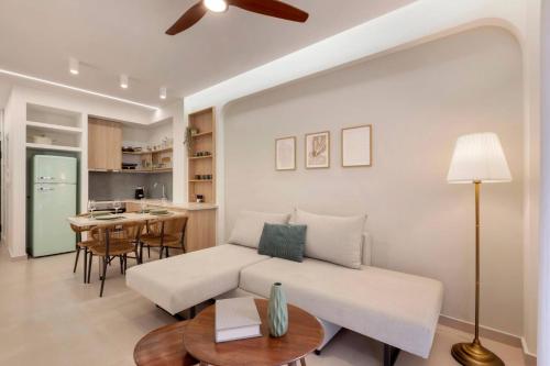 Stylish apartment in Petralona