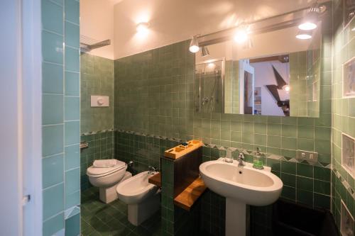 Elegant Navigli View Loft