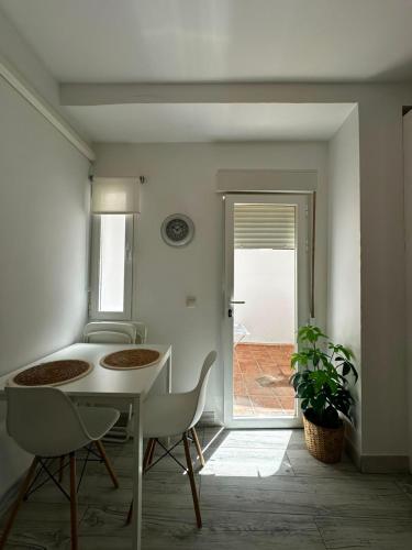 Great Studio in Madrid. Genciana, 46.