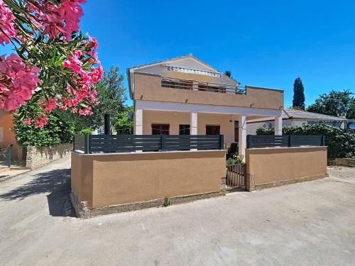 Apartment Antonio by Interhome