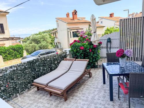 Apartment Tolles Appartement Meri 3 mit Grill und Garten by Interhome