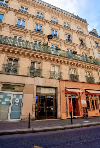 Bright & Peaceful 2BR in Paris 10th