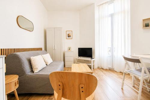 New ! Cannes City Center Studio Terrace AC BENAKEY