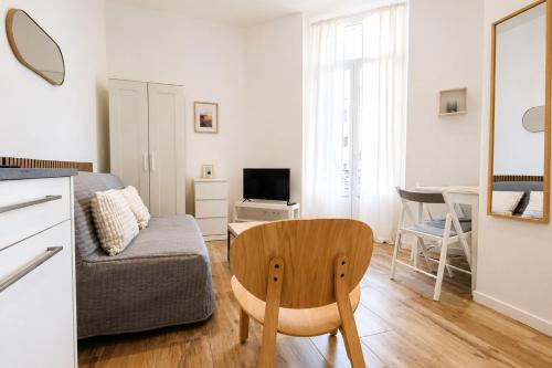New ! Cannes City Center Studio Terrace AC BENAKEY
