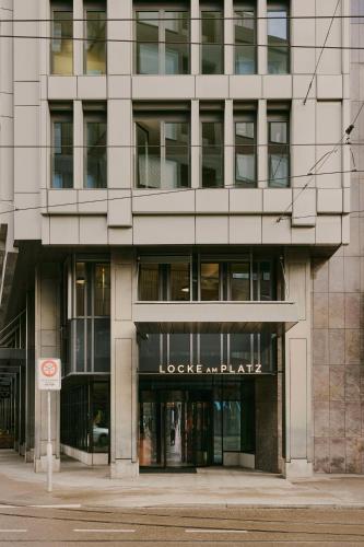 Locke am Platz Zurich