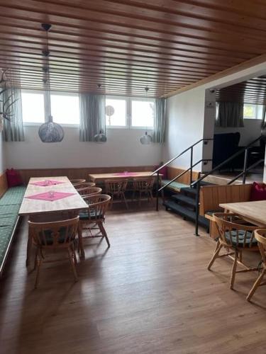 Studio 69 mit Hallenbad und Sauna by MoniCare
