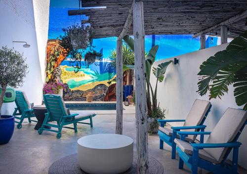 2BR with courtyard & pool, Las Arenas Beach Casa Brisa