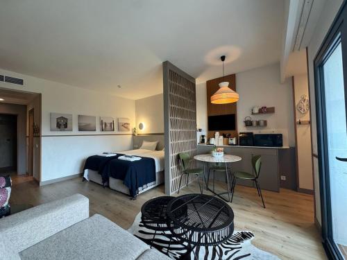 Perla Occidental Banús Private suites