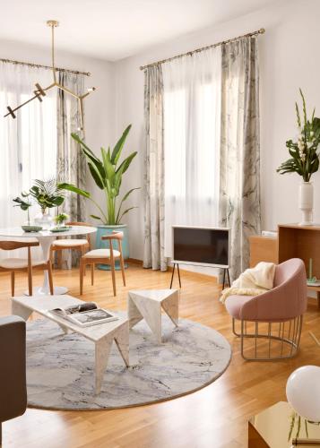 Halcyon Days designer apartments by Ana Locking photo 19