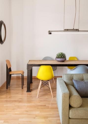 Halcyon Days designer apartments by Ana Locking photo 21
