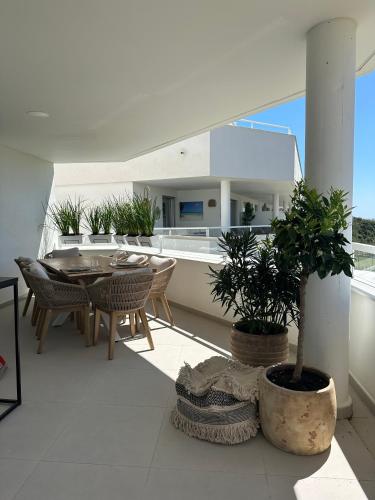 Oceana Gardens - Estepona Family Getaway