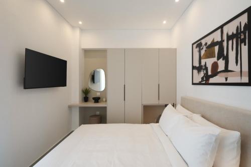 Classy & Lux Apartment in Athens, 4 mins walk to metro
