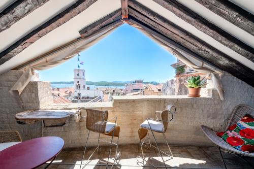 LUXE LOFT 3BR Apartment with beautiful view by Irundo