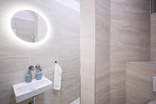 2 BDR - Apartment Prestige, in Vienna's City Center
