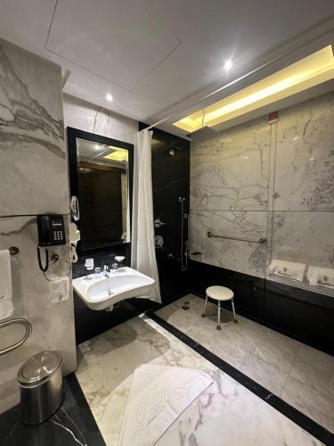 Casablanca Grand Hotel