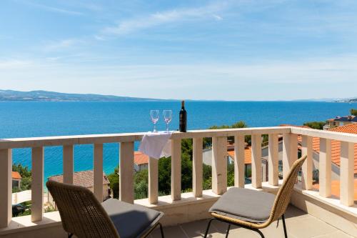 Carpe Diem - XL Apartments with Pool and Seaview
