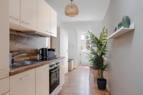 Schlossberg Panorama Studio - 1 BR & Lift & Free Parking by HERO HOMES Graz