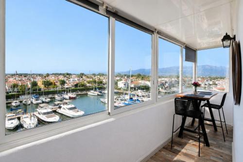 396-Studio Vue Marina