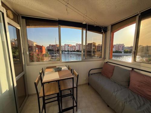 Logement confortable 3 personnes, piscines