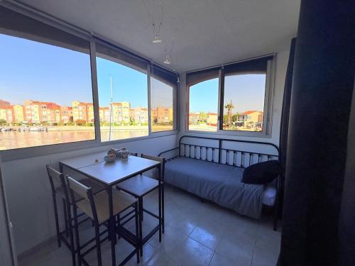Logement confortable 3 personnes, piscines
