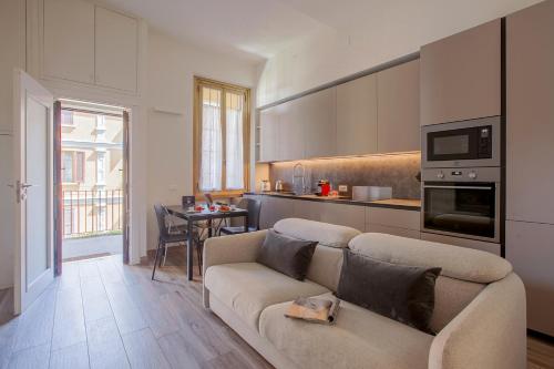 HACCA Collection - Isola-Garibaldi district 1BR