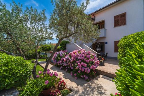Apartment Smiljana