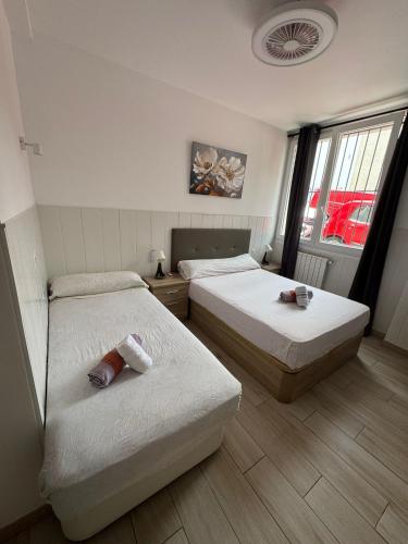 RI HOSTELs