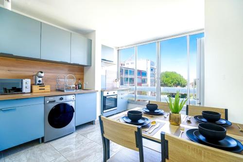L'Escale Azura 1bedroom Wi-Fi 100 m Beach Port