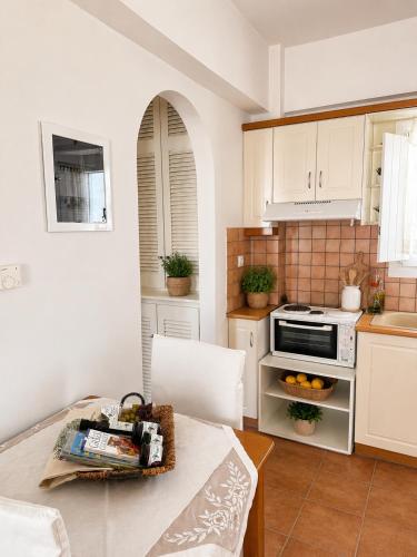 Azure Breeze II - Partial Sea View Apartment