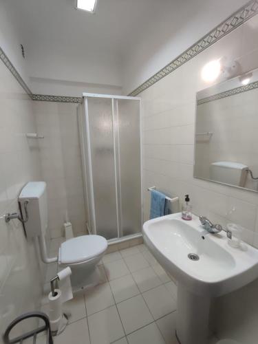 Downtown Lagos Suite 3 bedrooms Balcony Flat
