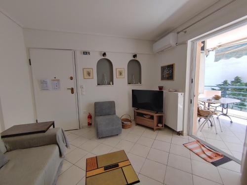 Leo's Sunny Apartment