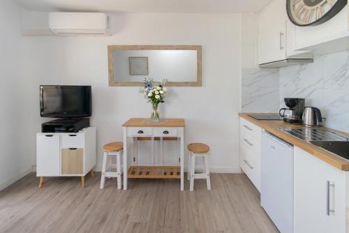 WELCS ESTUDIO 393 EMP frente al mar