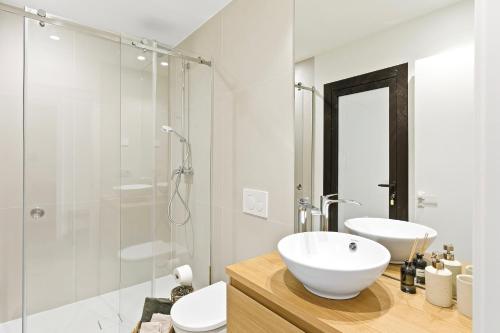 Darko Suite ~ Great Views ~ Private Terrace Pool