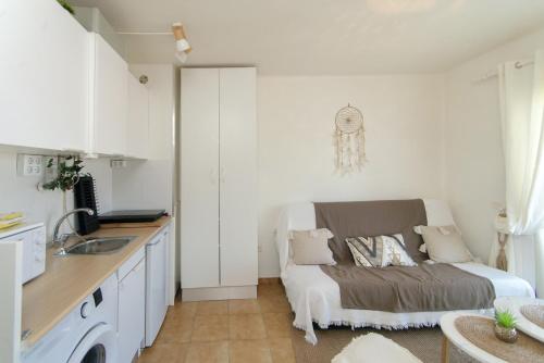 WELCS ESTUDIO 394 EMP con balcon y vista al mar