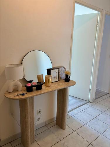 Chambre confortable avec terrasse proche Gare