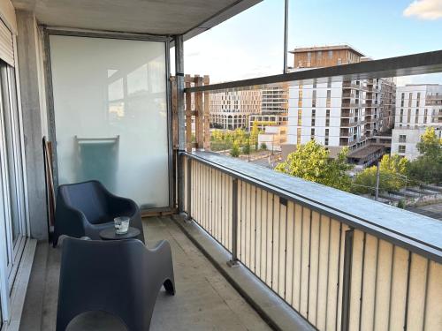 Chambre confortable avec terrasse proche Gare