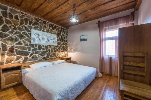 Family friendly house with a swimming pool Sukosan, Zadar - 5818
