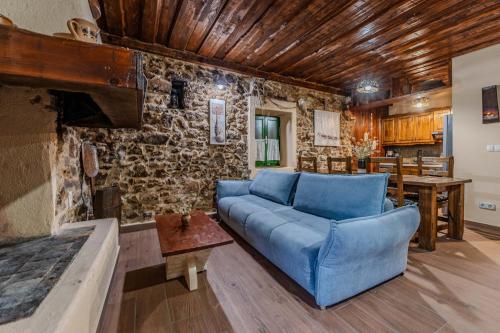 Family friendly house with a swimming pool Sukosan, Zadar - 5818