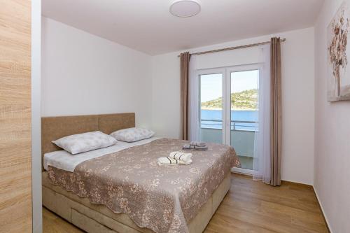 Apartments by the sea Razanj, Rogoznica - 2100