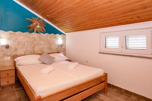 Apartments with parking space Srima - Vodice, Vodice - 25188