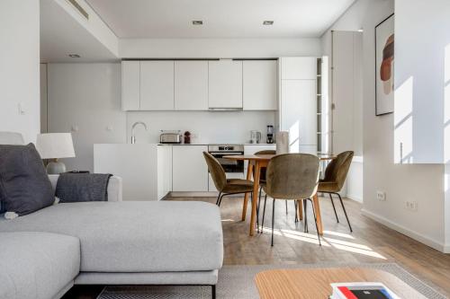 T2 Apartment in the Historic Center of Downtown Lisbon