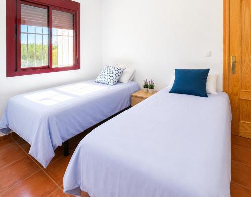 Club Salino Hideaway-Your Peaceful Retreat with Pool in Torrevieja