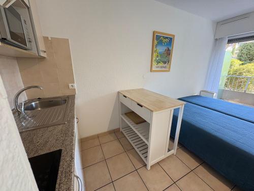 Studio Climatisé - Plage à 50m - Central - WiFi Gratuit