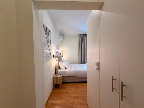 Zografou Nest