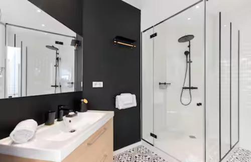 Stunning 2 Bedroom Apartment