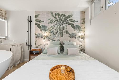 Romantic suite- Beach within walking distance- Old Antibes photo 14